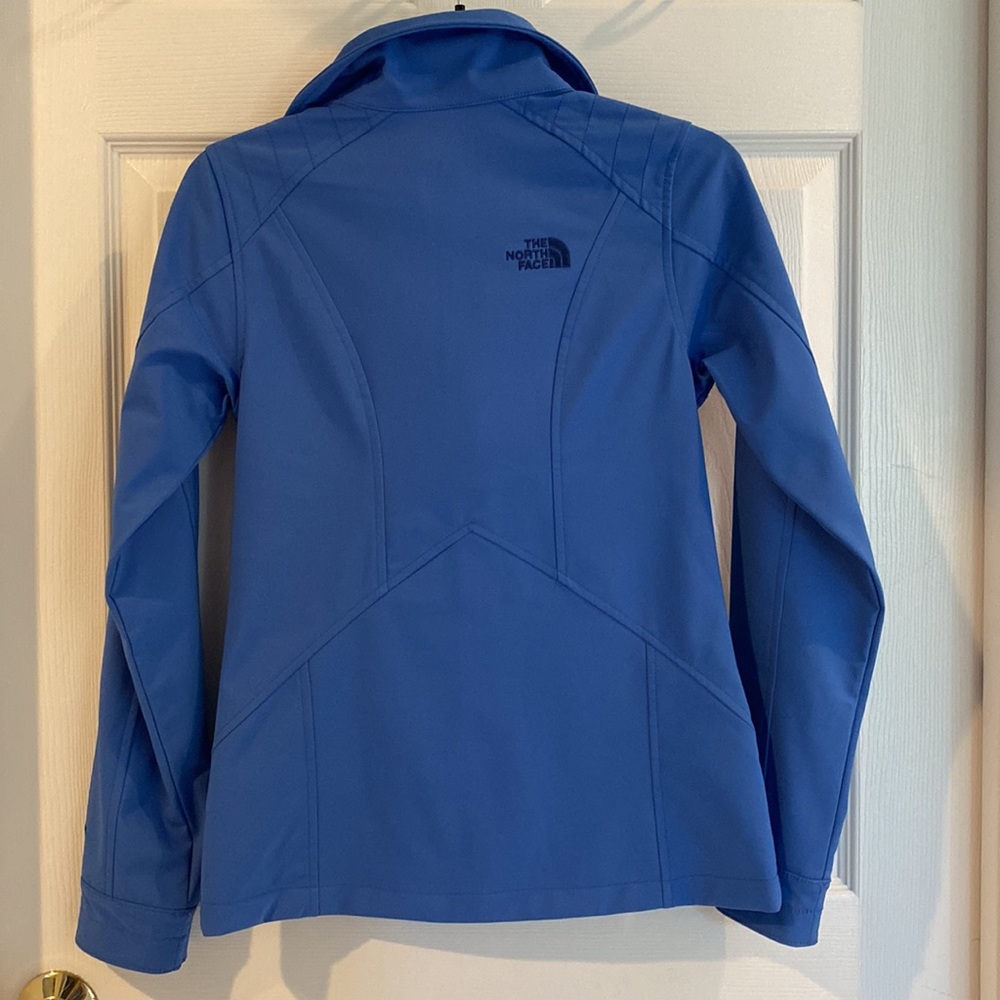 North Face Softshell Jacket - image 5